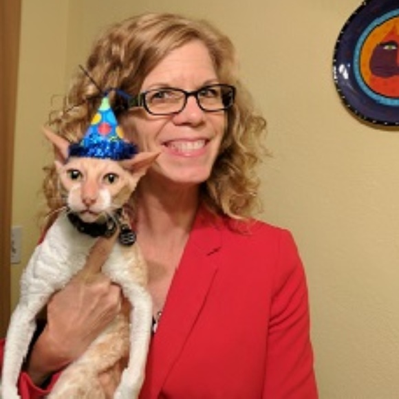 Meet your Posher, Christi - Picture 1 of 1